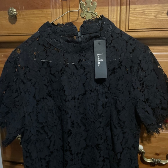 Lace Dress - Picture 2 of 3